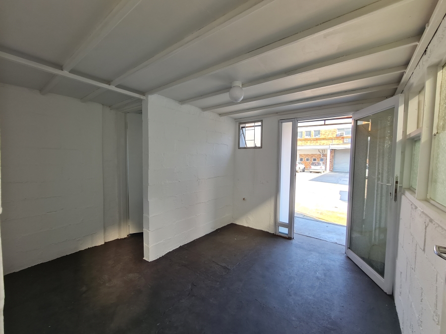 To Let commercial Property for Rent in Maitland Western Cape